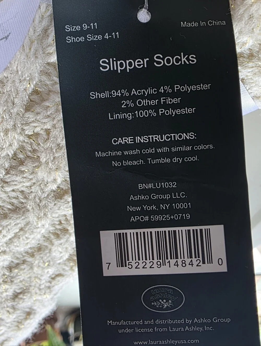 Laura Ashley NWT Cream Gold Cable Knit Fleece Lined Slipper Socks 4-11 Shoe Size